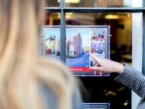 https://partridge.develop.propertystream.co/content/uploads/Step-2-Marketing-your-property-400x300-1.jpg