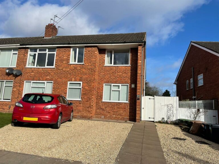 45 Langley Hall Road Image
